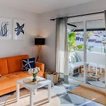 Apartamento Serenity Ocean View 1br With Terrace, Pool & Walk To Beaches Costa Adeje (Tenerife)