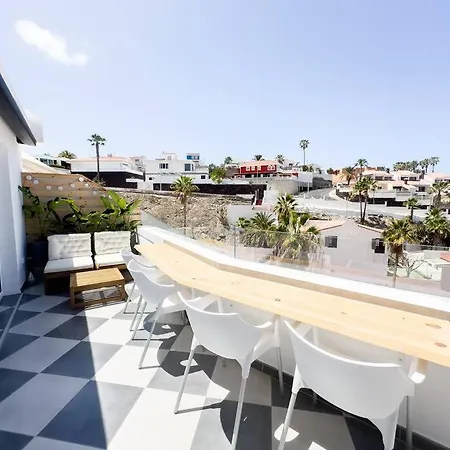 Serenity Ocean View 1br With Pool In Valley Apartman