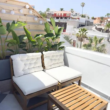 Serenity Ocean View 1br With Pool In Valley Apartman